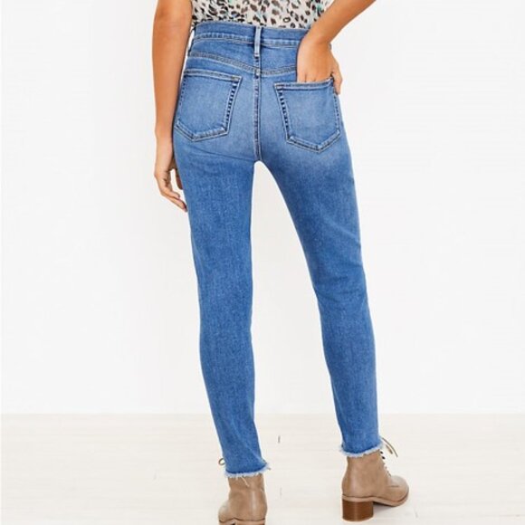 SALE!!!  Loft Skinny ankle ripped edge hi rise button fly jeans size 29/8 - Picture 3 of 10